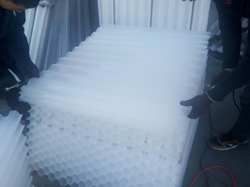 ���ˬF(xi��n)�����ӷ�Cб�ܜʂ�����